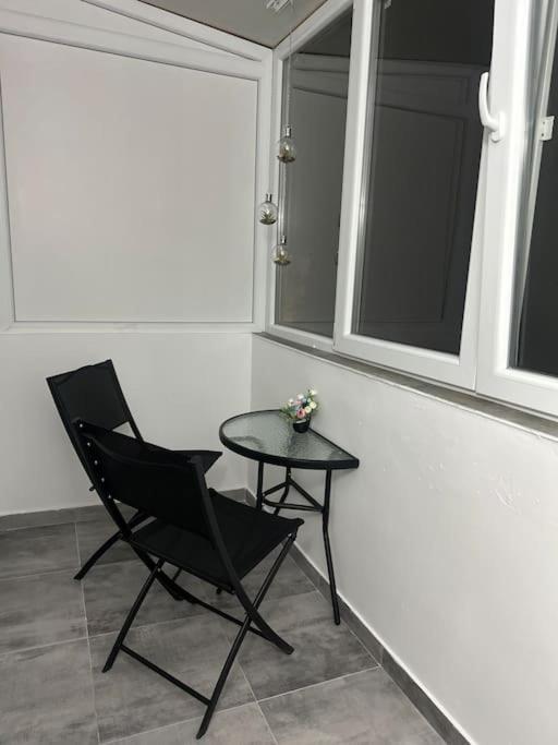 Apartament La Flo Hunedoara Bagian luar foto